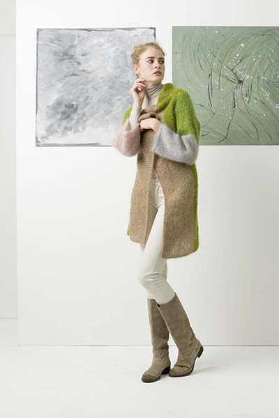 Jacket knitted cross-wise