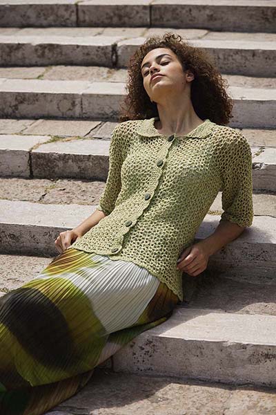 Short-sleeved jacket