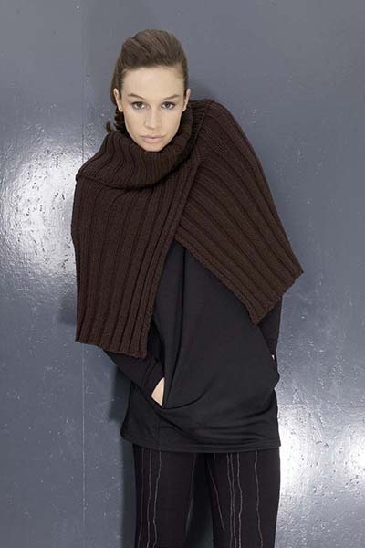 Cape mit Rollkragen